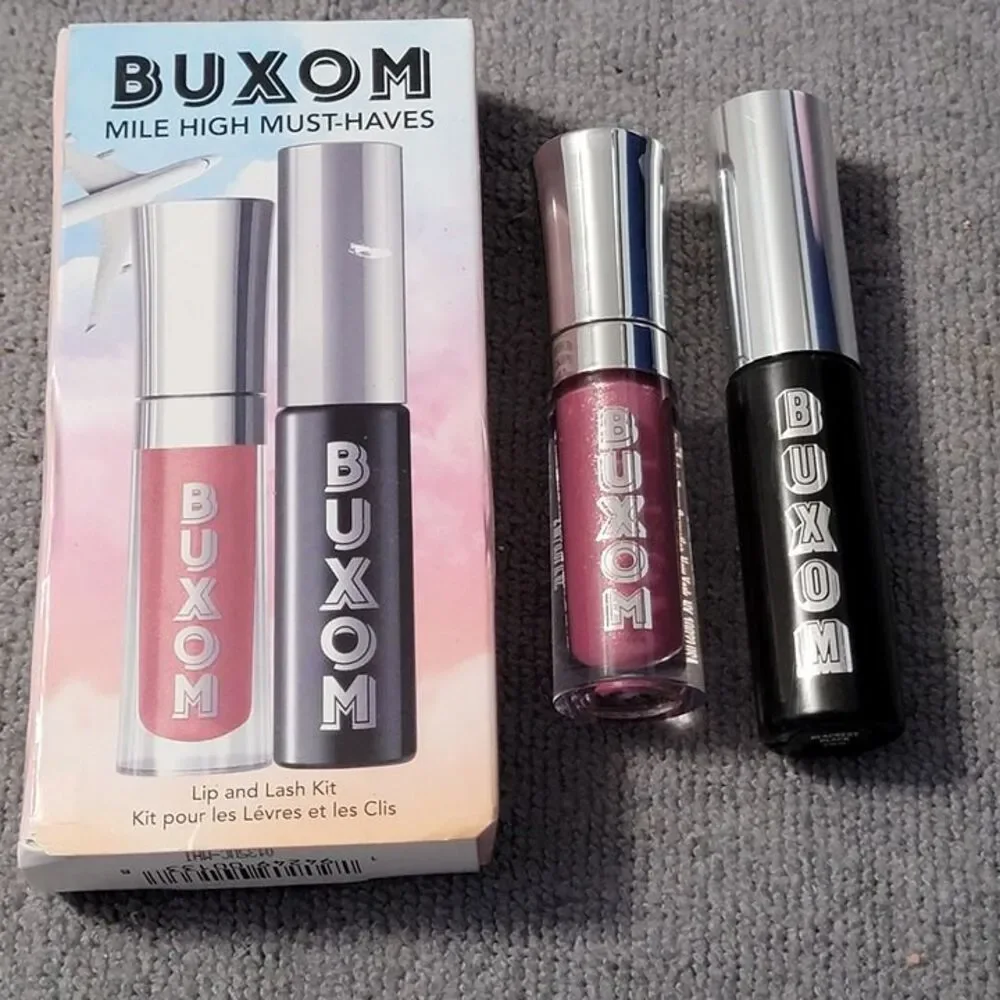 Buxom Lip & Lash Duo: Mile High Lip Gloss in Clair & Mini Mascara
